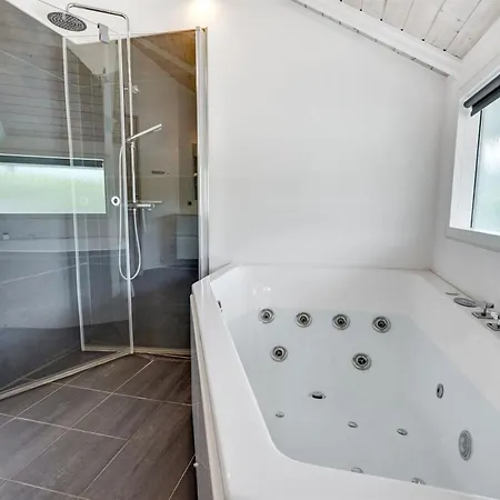 Annvy - 200m From The Sea By Interhome