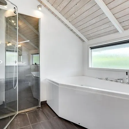 Annvy - 200m From The Sea By Interhome