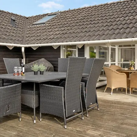 Semesterbostad Annvy - 200m From The Sea By Interhome *