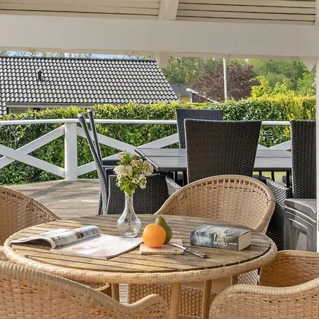 Annvy - 200m From The Sea By Interhome Semesterbostad *