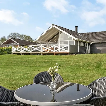 Annvy - 200m From The Sea By Interhome Semesterbostad *