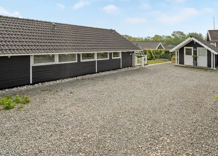 Сasa de vacaciones Annvy - 200m From The Sea By Interhome *