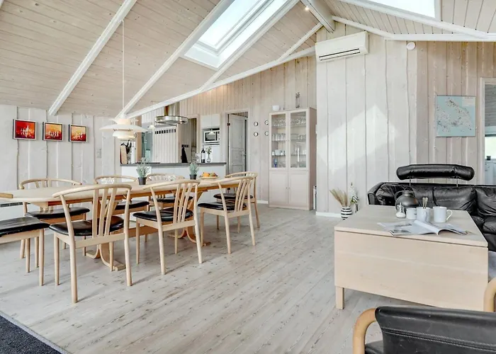 Annvy - 200m From The Sea By Interhome * Sarup