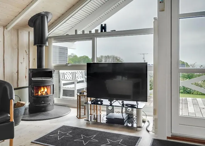 Annvy - 200m From The Sea By Interhome *