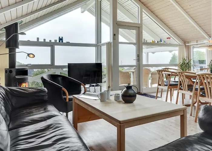 Annvy - 200m From The Sea By Interhome *